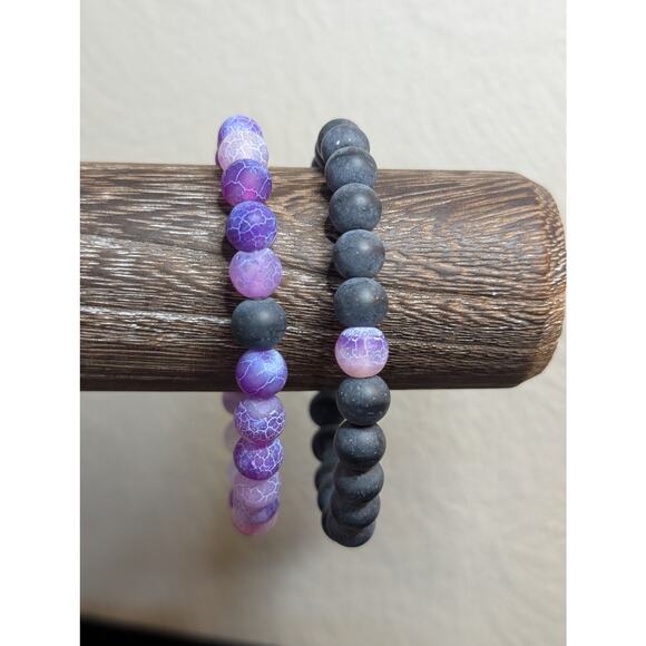 Lot of Two Coordinating Purple & Black Crackled Glass Stretch Bead Bracelets - Picture 2 of 4